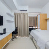 Отель Lovely And Cozy Studio At Serpong Garden Apartment, фото 4