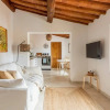 Отель Stylish Luxury Loft Sleeps 4 San Gimignano Tuscany, фото 9