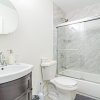 Отель McCormick Place modern and cosy 420 friendly gem on Michigan avenue with optional parking for 6 gues, фото 7