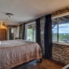 Отель Waters Edge Retreat At Canyon Lake by RedAwning, фото 4