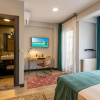 Отель Green Parrot Hotel, фото 3