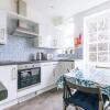 Отель Beautiful 2BD Flat - Clifton Village, фото 10