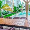 Отель Affordable Luxury Condo Just Steps From the Beach, фото 2