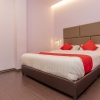 Отель OYO 89423 Zenz Hotel, фото 20