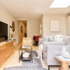 Отель The Brixton Hill Place - Exquisite 2bdr Flat With Terrace, фото 12