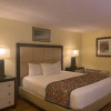 Отель Lincoln Inn Express Hotel And Suites, фото 6