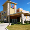 Отель Comfort Suites Mineral Wells, фото 17