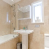 Отель Stylish 1 Bedroom Apartment in Nine Elms With Garden, фото 16