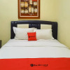 Отель RedDoorz Near RS Setiabudi Medan, фото 5