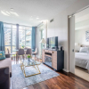 Отель Modern Bright 1Br+Den Unit Downtown, фото 8