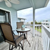 Отель Bayview 82 2 Bedroom Condo by Redawning, фото 6