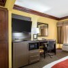 Отель Comfort Suites Lake Jackson Clute, фото 22