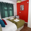 Отель Spacious 3BR House Sleeps 6, фото 1
