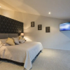 Отель Papillon, a Relax it's Done luxury holiday home, фото 4