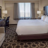 Отель Embassy Suites by Hilton St. Louis Airport, фото 4