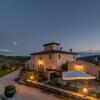 Отель Villa just 14 km to Florence, 8 bedrooms. Private garden, pool heated and Wi-Fi!-La Leopoldina, фото 49