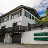 Отель Town Centre Location With Stunning View - Unit 8, фото 1