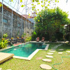Отель Indopurejoy House - Komala Indah Cottages - Hostel, фото 9