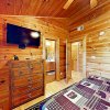 Отель New Listing 2 Luxe Mountain S, Sleeps 24 7 Bedroom Cabin, фото 18