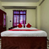 Отель OYO 11935 White Cloud Guest House, фото 18