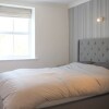 Отель BookedUK - Stylish Apartment, фото 2