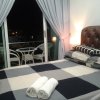Отель City Living with Panoramic Sea Views at Danga Bay, фото 44