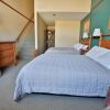 Отель Apex Inn Standard Rm 223 1 Bedroom Condo by Redawning, фото 6