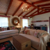 Отель Dachas Cove Hotel, фото 1