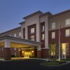 Отель Hampton Inn & Suites Syracuse/Carrier Circle в Сиракьюсе