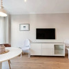 Отель Elegant 1bed Apt Sleeps 4, in the Heart of Centro, фото 6