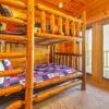 Отель Big Sky Lodge II, 7 Bedrooms, Sleeps 28, Theater, Arcades, Hot Tub, Gazebo, фото 13