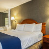 Отель Quality Inn and Suites St Charles - West Chicago в Чёрчвилле