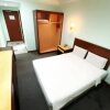 Отель OYO 90847 Hotel Asia City, фото 3