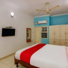 Отель Classic Guest House By OYO Rooms, фото 8