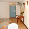 Отель Studio in Sainte-anne, With Furnished Garden and Wifi - 100 m From the, фото 4