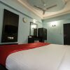 Отель OYO Rooms Sola Bridge SG Highway, фото 5