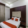 Отель OYO 151 Al Ameria Hotel Suites, фото 4