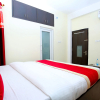 Отель OYO 9548 Hotel Regent, фото 2