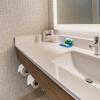 Отель Holiday Inn Express Hotel & Suites Swansea, an IHG Hotel, фото 8