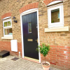 Отель Aylesbury Contractor & Staycation Home, фото 1