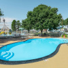 Отель Whites City Resort, фото 6