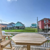 Отель Ocean-view Crystal Beach Home w/ Wraparound Deck, фото 17