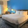 Отель Sleep Inn & Suites, фото 10