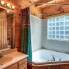 Отель Twilight Ridge, 1 Bedroom, Sleeps 4, Game Room, WiFi, Mountain Views, фото 5