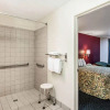 Отель Quality Inn & Suites, фото 10