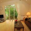 Отель Tidy chalet with garden and WiFi, close to Park De Veluwe, фото 5