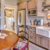 Отель Redtail Suites~'red' Mccall Suite~tesla Station, фото 10