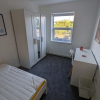 Отель Beautiful and Spacious 4 Bedroom Home Armley Leeds, фото 10