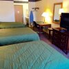 Отель Executive Inn and Suites в Уокигане