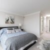 Отель Gorgeous 5BR home with garden and parking in Battersea, фото 4